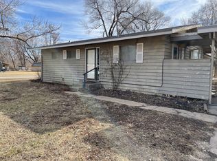 6925 SW Montara Pkwy, Topeka, KS 66619