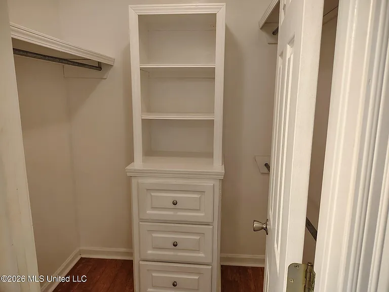 2111 Branch Creek Dr — Photo 13