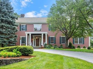 16 Freedom Dr, North Reading, MA 01864