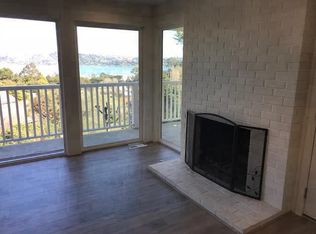 99 Lincoln Dr, Sausalito, CA 94965