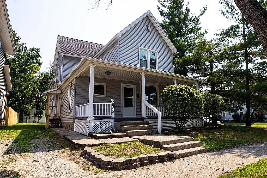 525 W William St photo 1