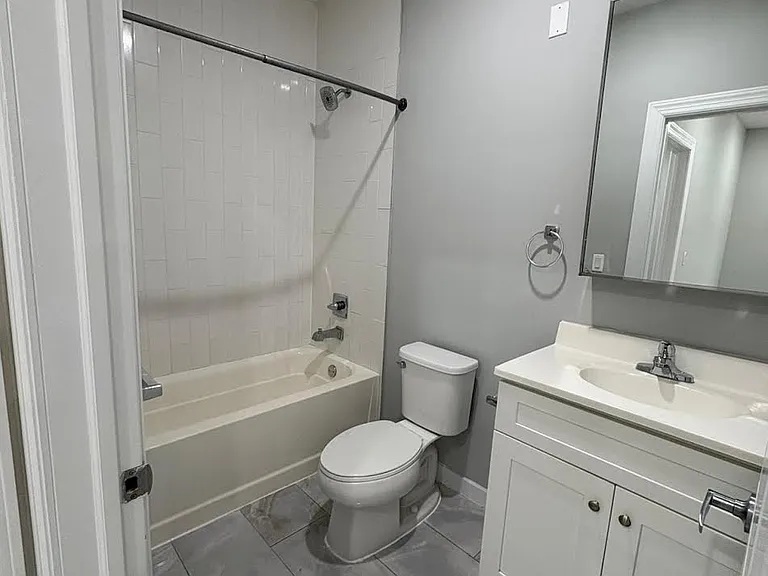 273 Governor St — Photo 6