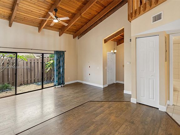 4th image of 8021 SW 21st Ct