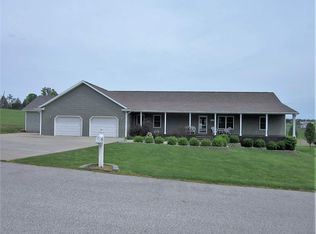 36 Eastbrook Ln, Bedford, IN 47421