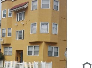 1052 16th St APT 1, Oakland, CA 94607