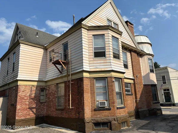 219 Green Street, Schenectady, NY 12305