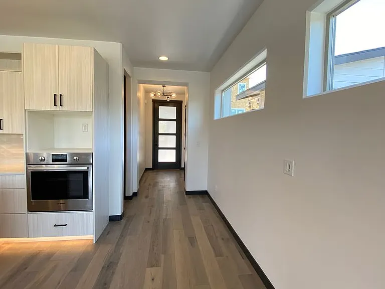 1266 E Echelon Ridge Ln — Photo 8