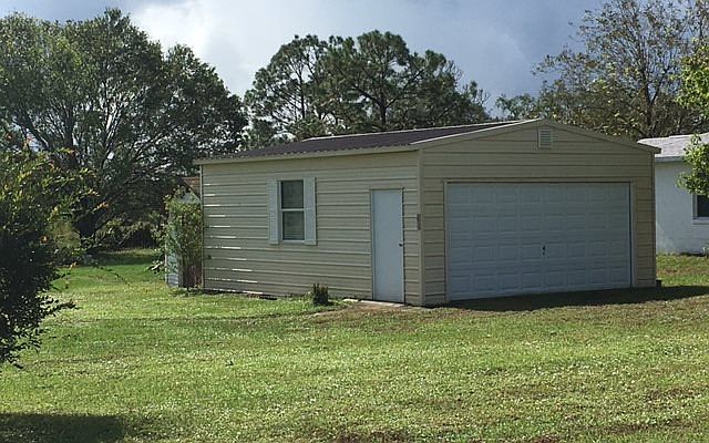 2nd image of 218 Washington Blvd