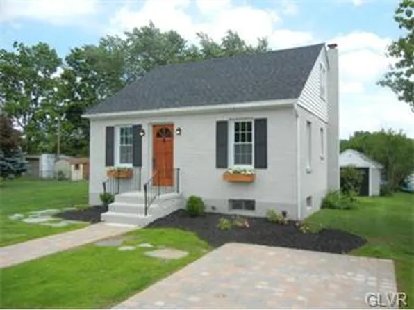 2604 Burrowes St, Easton, PA 18045