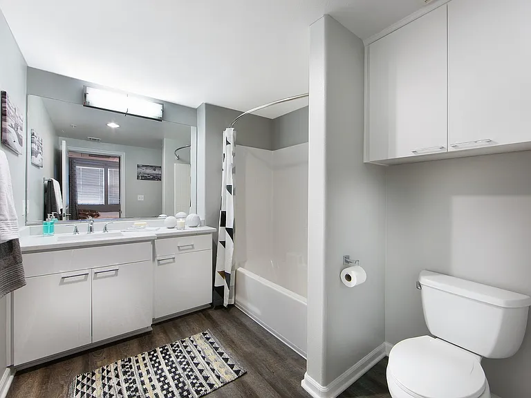 1 bdrm-2671b