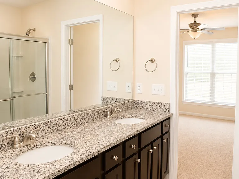 2132 Chipley Dr — Photo 10