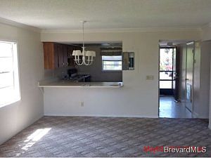 3rd image of 1010 Pine Tree Dr #101