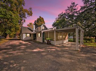 937 W Maumee St, Adrian, MI 49221