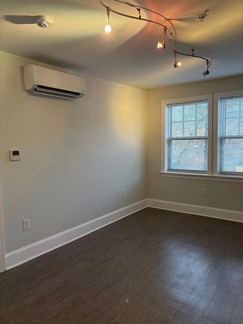 3300 Rhode Island Avenue — Photo 3
