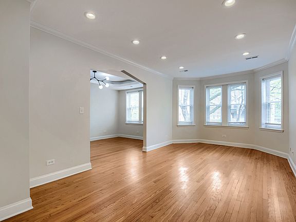 4th image of 7078 N Wolcott Ave APT 1