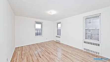 Rented by Moda Realty