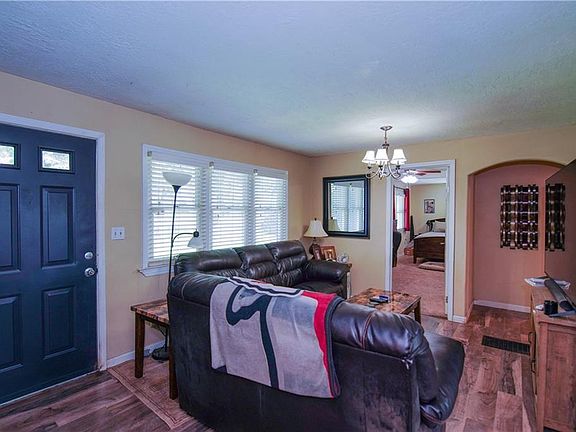 3rd image of 17413 Montgall Dr