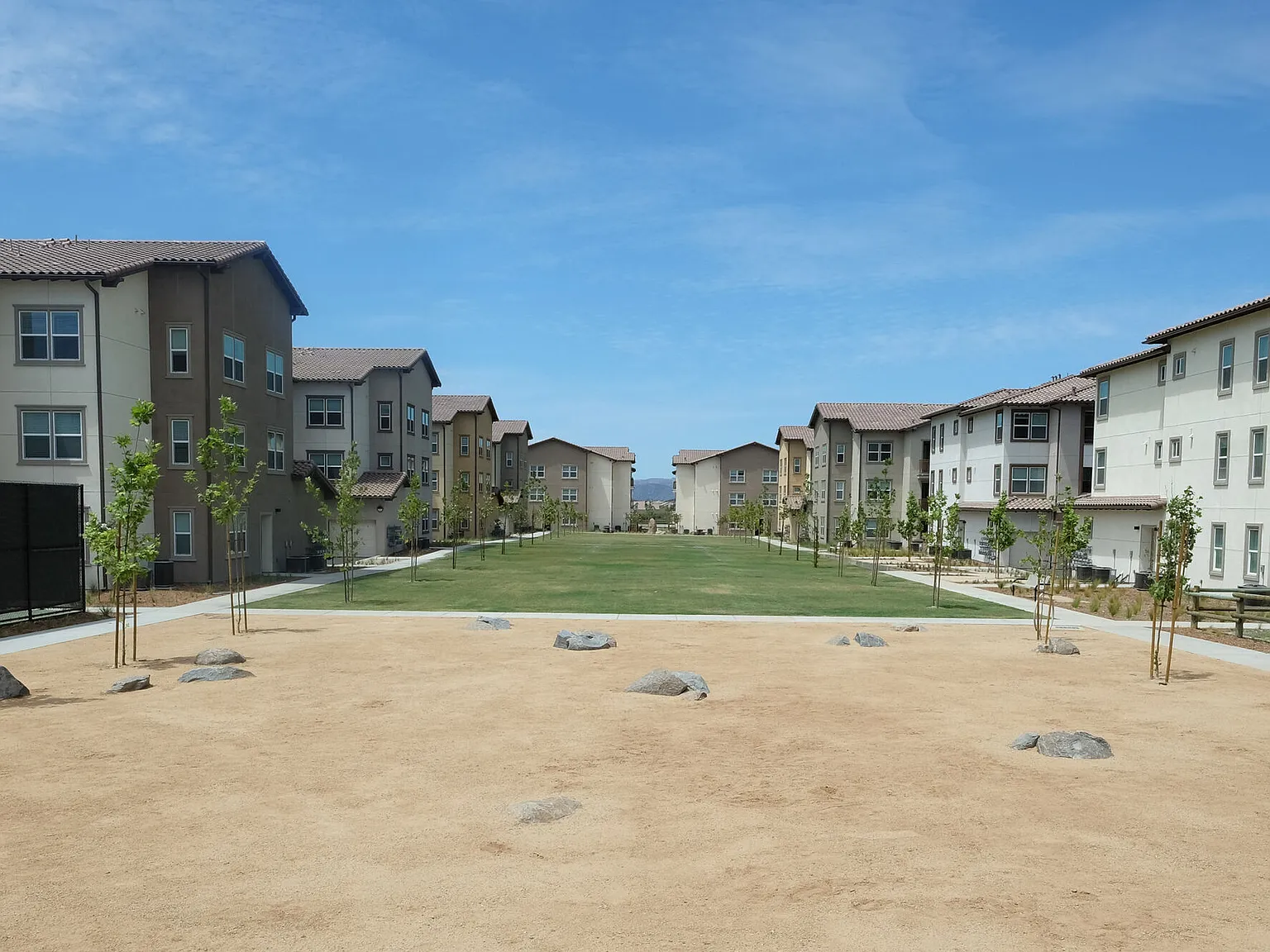 Pacific Landing — Photo 4