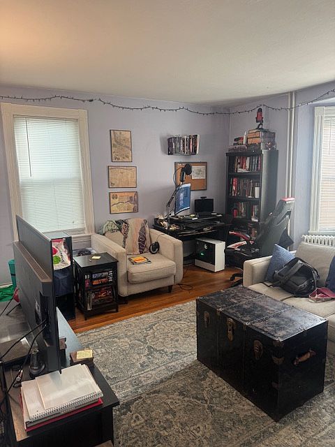 1st image of 27 Shannon St #1