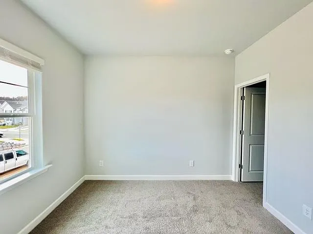 159 McDowell Ln — Photo 34