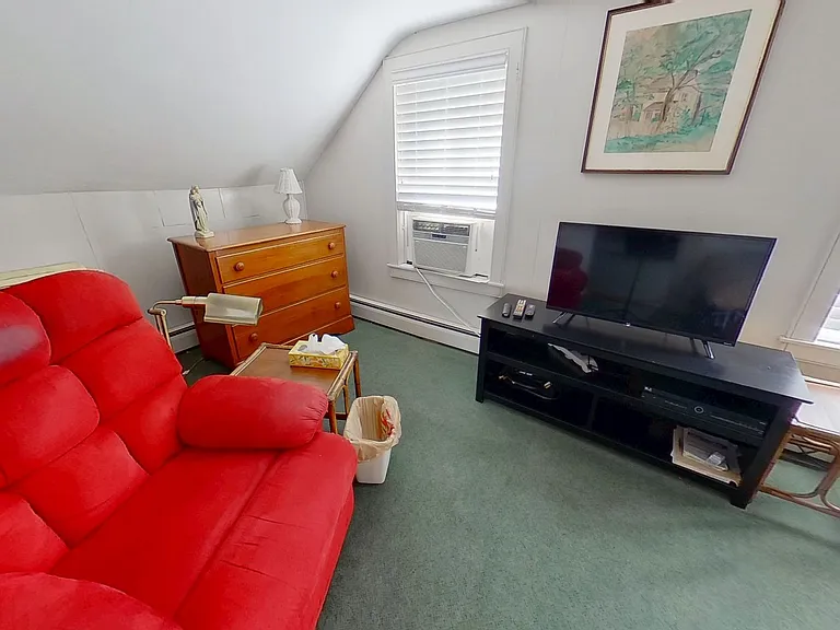 11525 High Point Rd — Photo 6