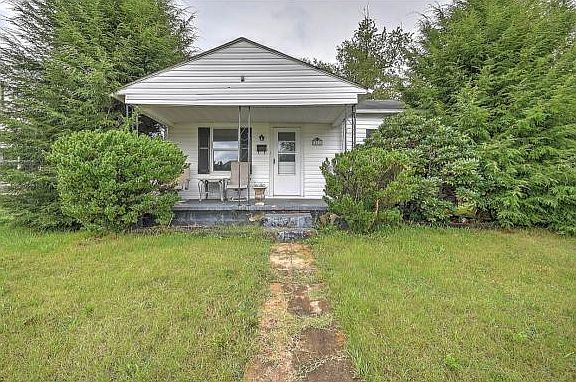 2nd image of 503 Kentucky Ave