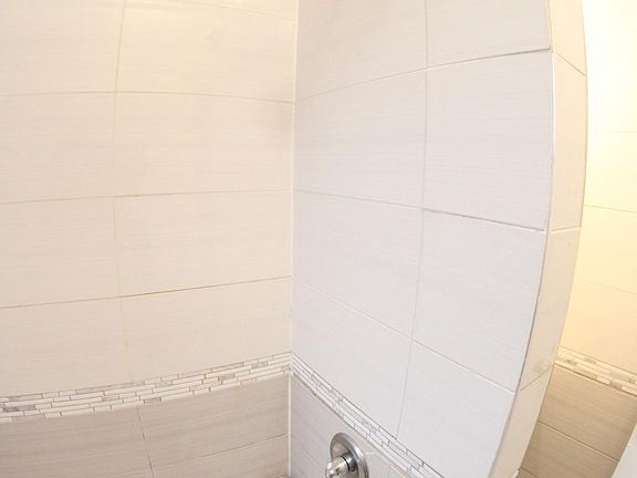 5th image of 2810 Bronx Park E #P53-1
