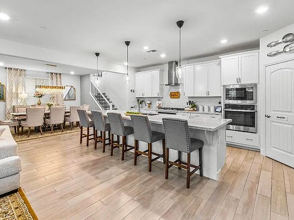 4th image of 7120 Nobleboro Way