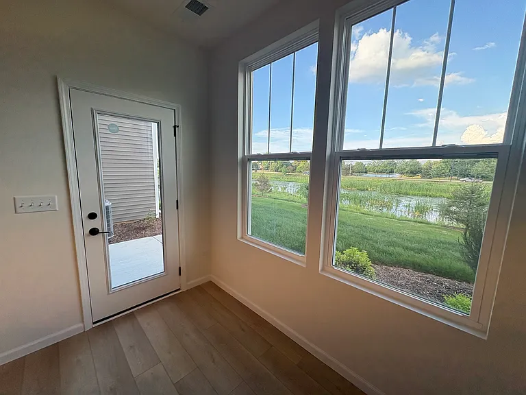 24434 W Alexis Ln — Photo 16