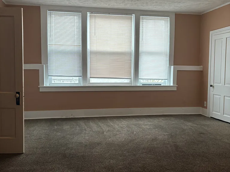 423 E Keys Ave #3 — Photo 6