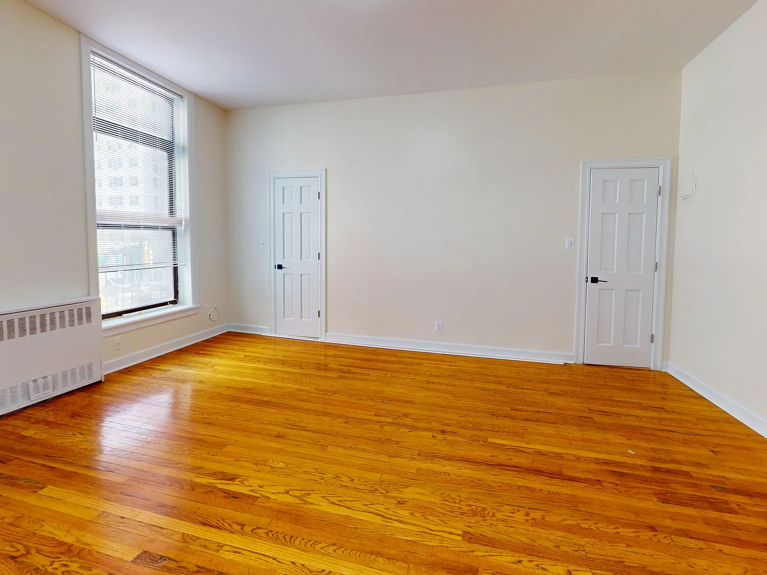 246 East 45th Street — Photo 4