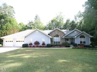 3322 Manchester Dr, Lilburn, GA 30047