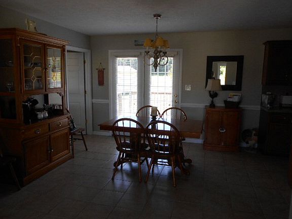 5th image of 113 Parker Pl