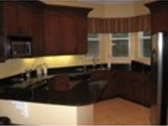 3rd image of 1830 Highland Groves Dr