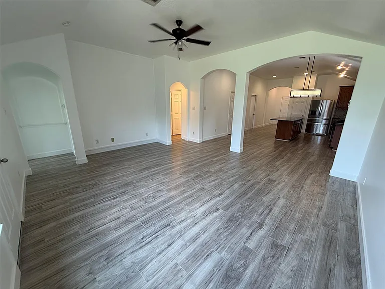 12650 Redbud Villa Ln — Photo 9