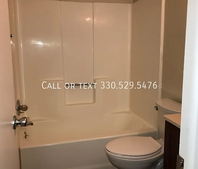 591 E Buchtel Ave — Photo 18