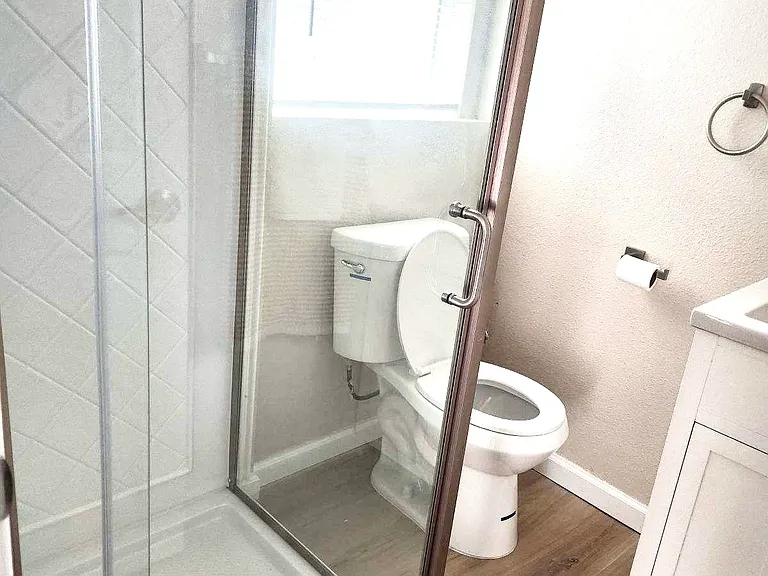 1248 Oak St #C — Photo 7