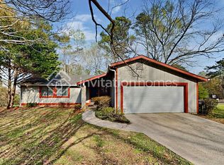 2690 Big Oaks Dr SW, Marietta, GA 30064