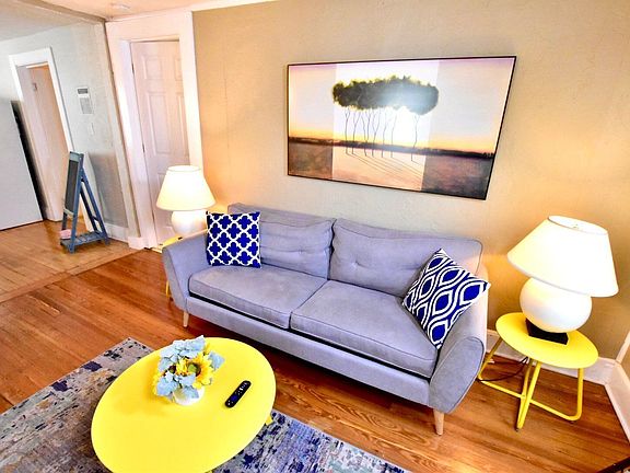 3rd image of 2092 Lark St #5