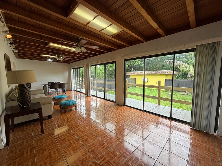 14131 NW 3rd Ave #A — Photo 11
