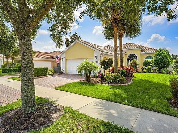 3rd image of 5186 Eleuthra Cir