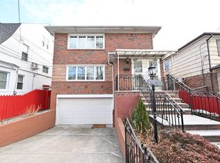 4231 156th St, Flushing, NY 11355