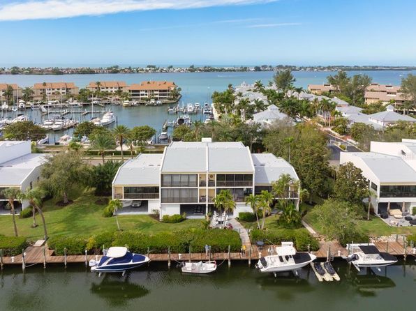 4107 129th St W #203, Cortez, FL 34215