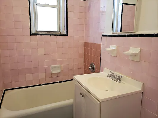 Rented by Anchor Associates | media 12