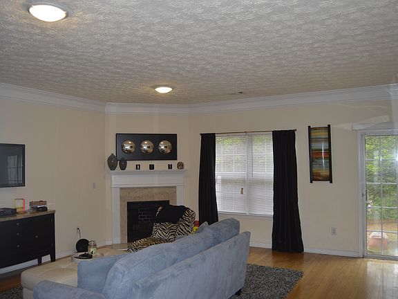 4th image of 1545 River Main Ct
