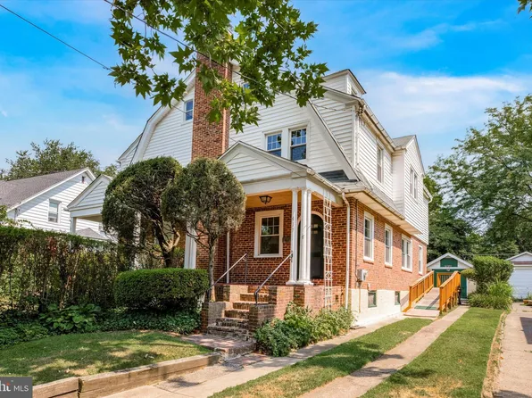 417 Grove Pl, Narberth, PA 19072