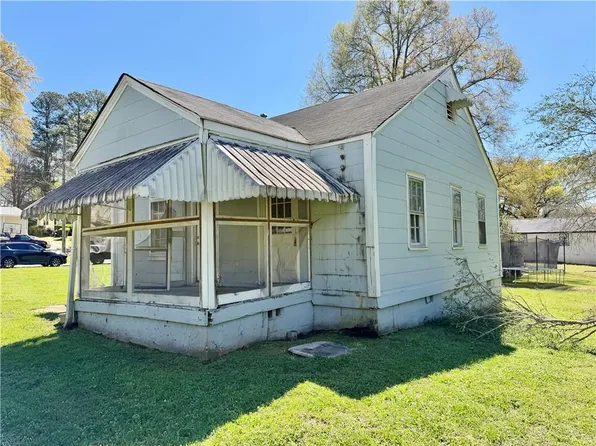 7107 Geiger St, Covington, GA 30014