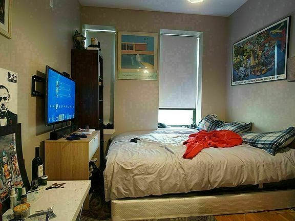 2nd image of 304 Linden St #3A