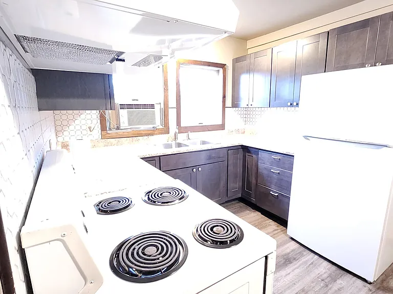 7 Hudson St #6 — Photo 2