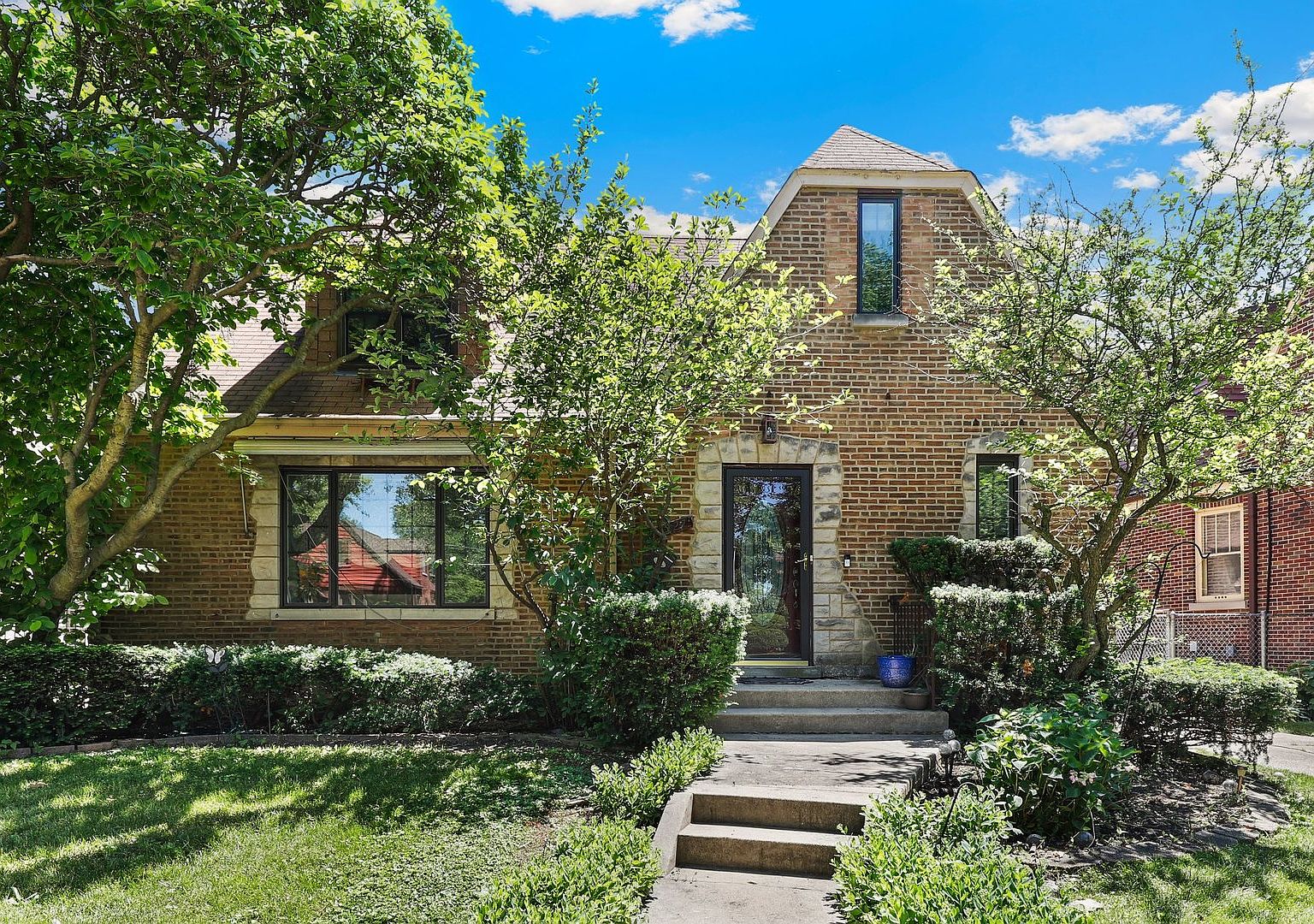 10527 S Oakley Ave, Chicago, IL 60643 Zillow